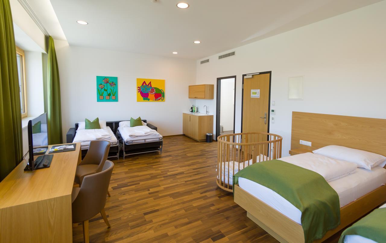 Business Motel פלדקירש מראה חיצוני תמונה