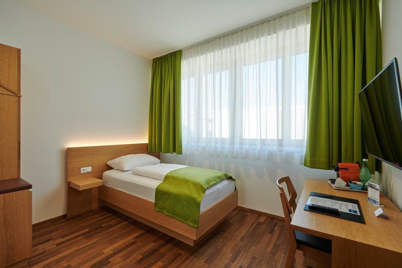 Business Motel פלדקירש מראה חיצוני תמונה